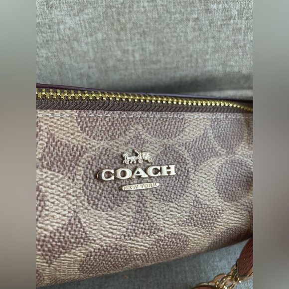 NWT！COACH NOLITA BARREL BAG IN COLORBLOCK SIGNATURE（COACH CY040）gift receipt - Picture 4 of 12